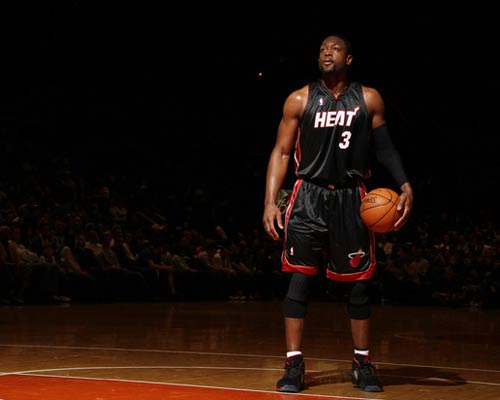 蒂亚尼·赖恩德斯表示：罗德里的存在为球队注入了十足的镇定力，能与他在同一天出战实在是美妙。他的比赛节奏极快，是位顶尖球员……[via @ManCity] 来源：City Xtra