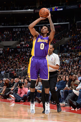 门前防守选 门前防守选